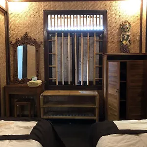 Homestay 1bd In Family Compound1, 15 Minute Walk To Yoga Barn, Ubud (Bali)